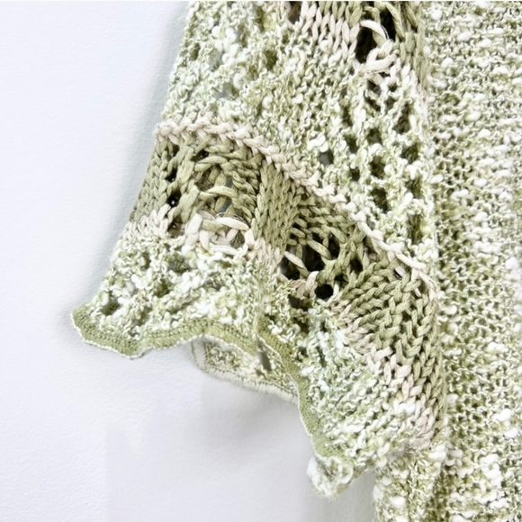 Sage green beaded lace short sleeve knit sweater L - Picture 12 of 13